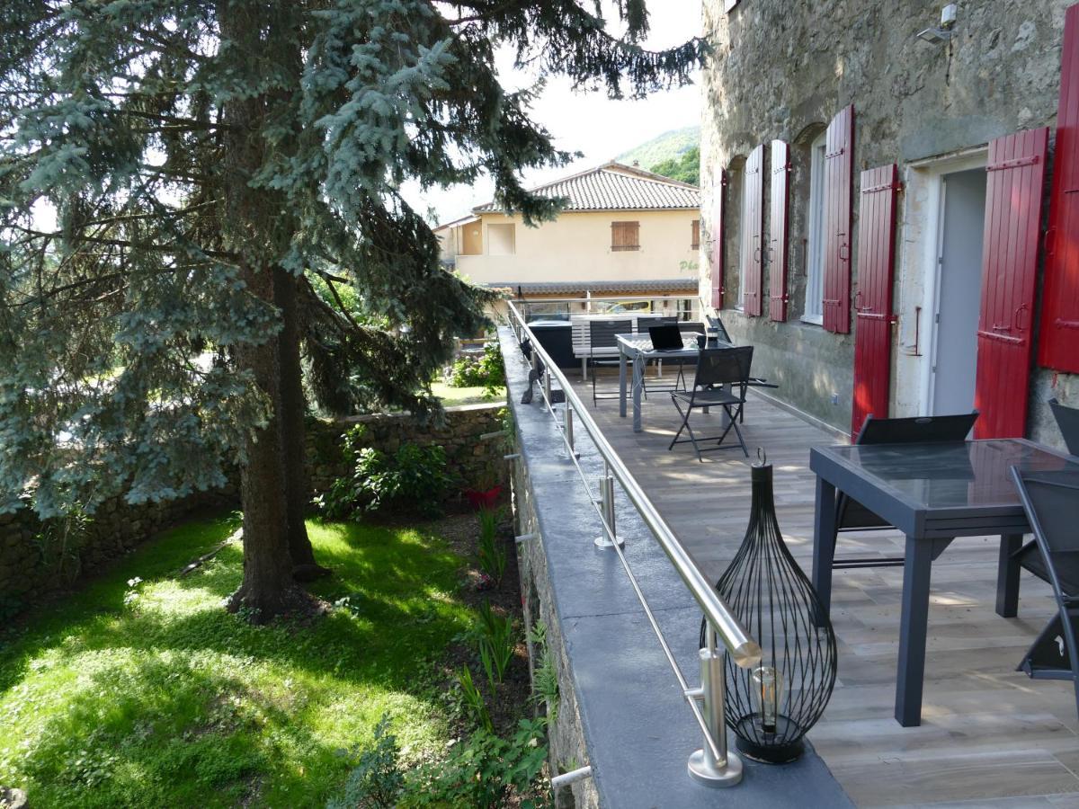 Chambres D'Hotes "Au Pied De La Bealiere" Montpezat-sous-Bauzon Kültér fotó